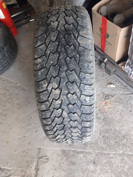 Авто резина 235/60/17