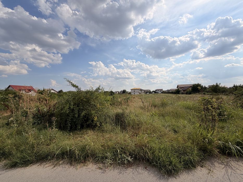 Teren intravilan de vânzare – 1.552 mp – Cornetu, Ilfov