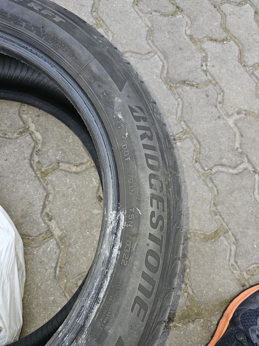 Продавам летни гуми Bridgestone 225/50r18
