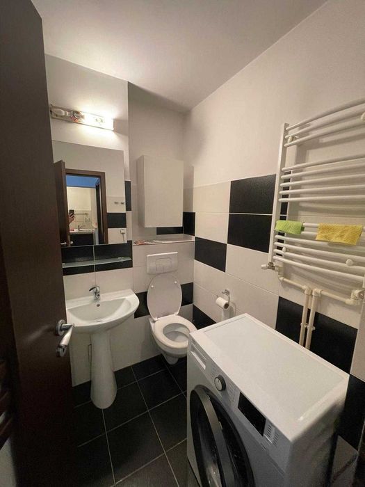 Garsoniera transformata în 2 camere, Eremia Grigorescu