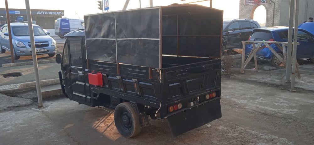 Электромуравей гибрид сотилади.