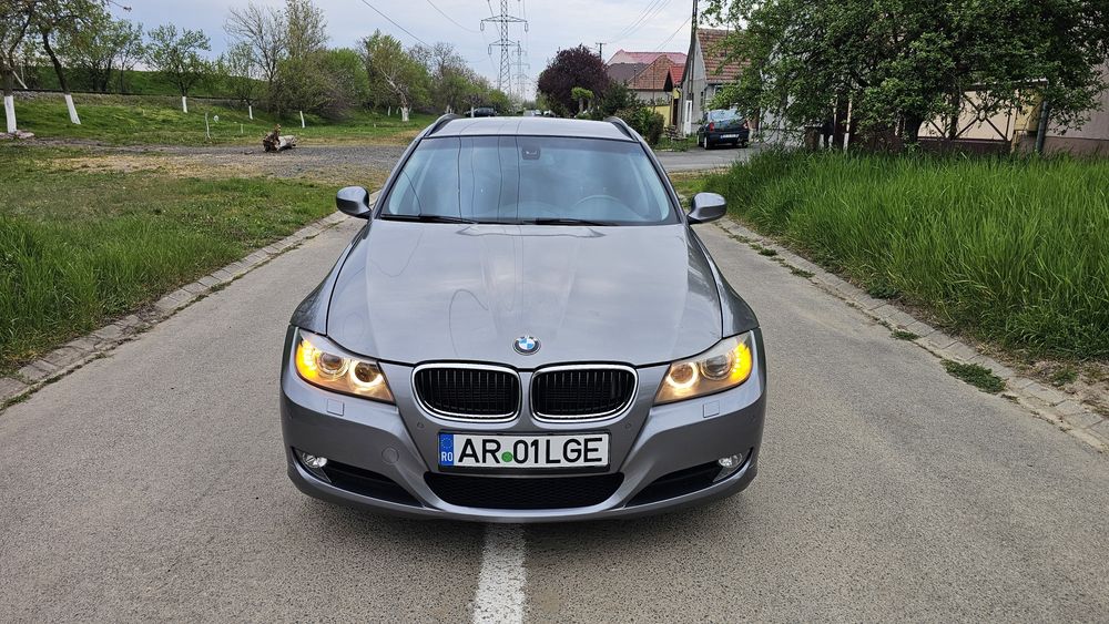 Vând BMW 318d E91 facelift 2012