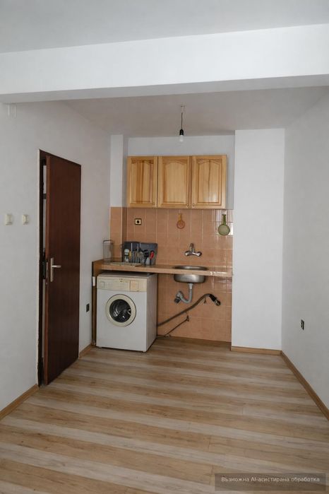 Дава се под наем Тристаен апартамент в Пловдив, Кършияка - 55 кв.м за 328.95 € - Снимка #2