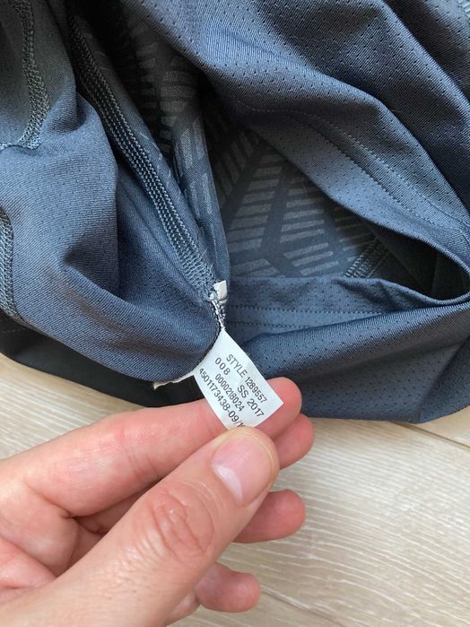 Under Armour HeatGear Compression мъжка тениска размер L