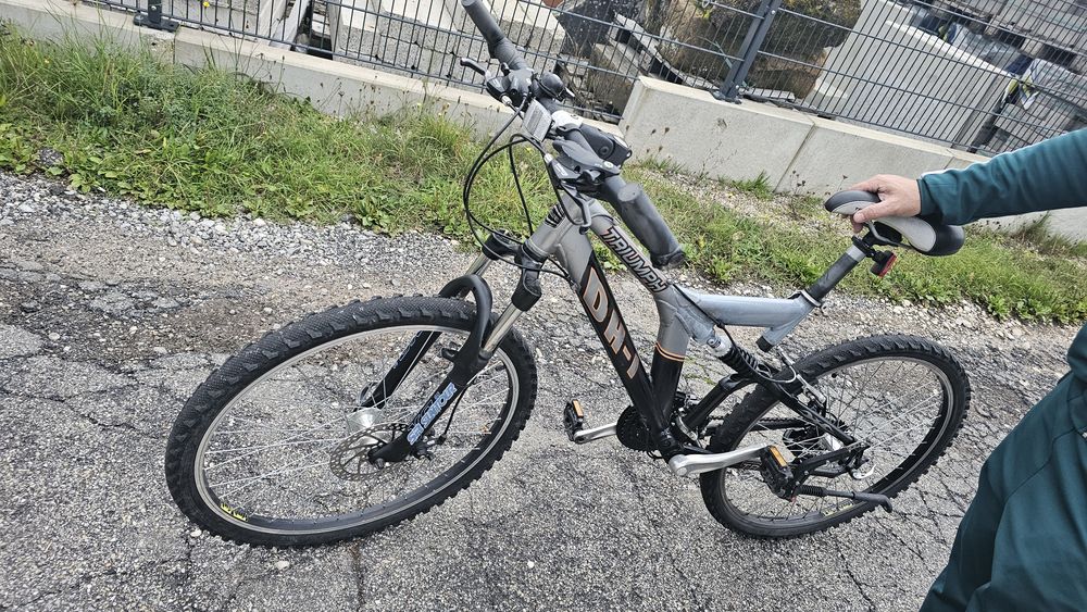 Bicicletă de damă și de bărbați în stare foarte bună 420lei buc