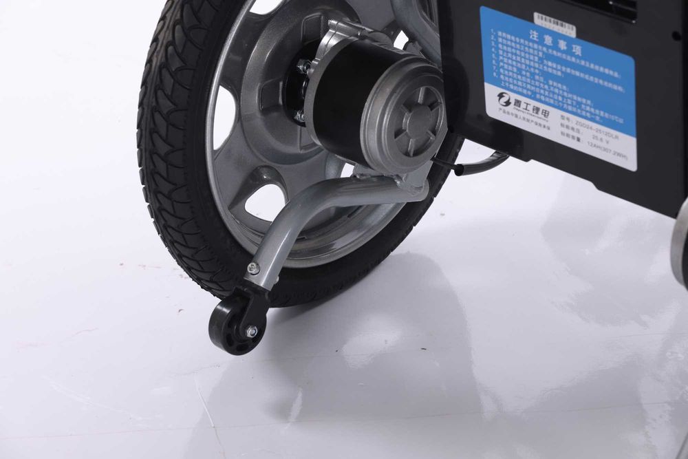 Электрическая инвалидная коляска