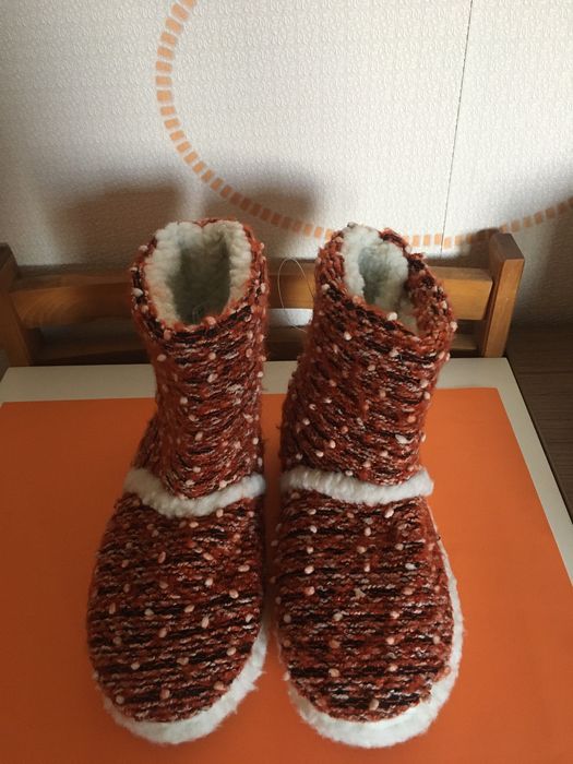 Чисто нови пантофки