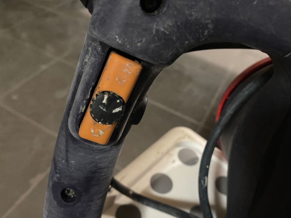 Ел.мащина за бъркане на бето и бъркалка