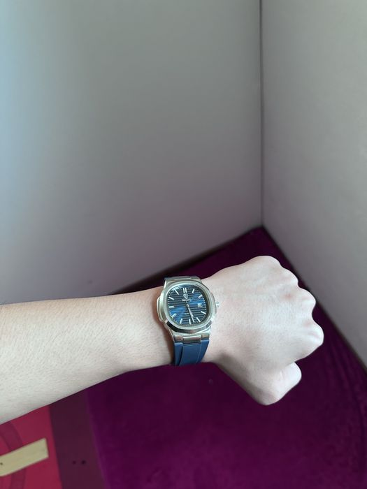 часы от бренда DEARNO для любитель