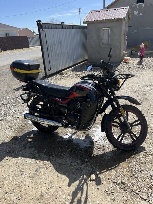 Мотоцикл 200 куб