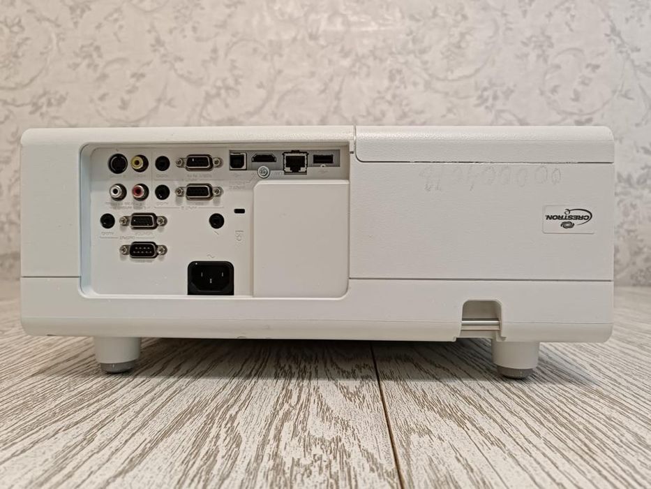 Мультимедийный проектор SONY