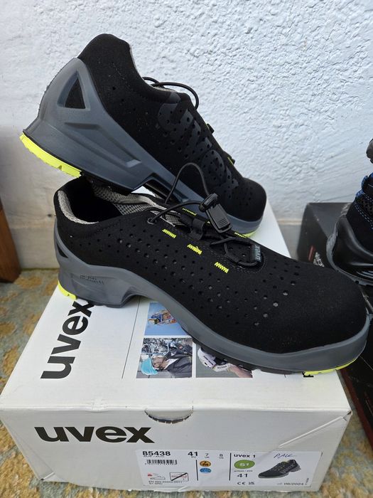 Vând Bocanci/sandale cu bombeu de protecție