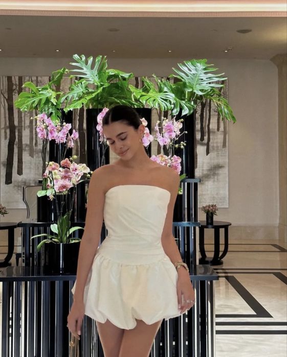 Вечернее платье-корсет