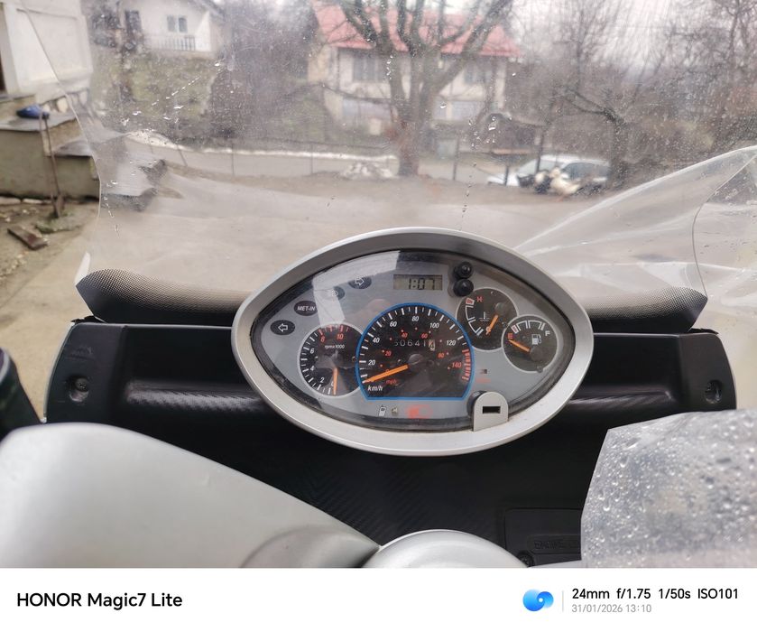 Vînd scuter khimco Grand Dink150 Cm3