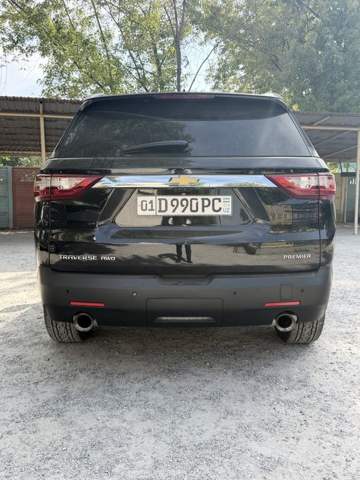 chevrolet traverse 2021
