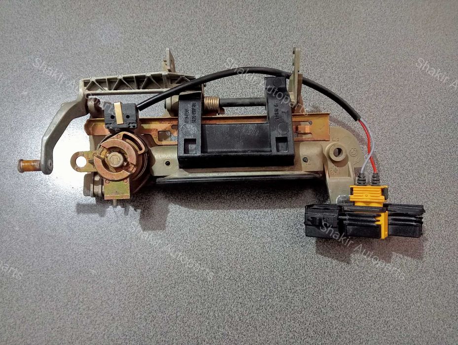 Ручка водительская БМВ Е36 BMW E36