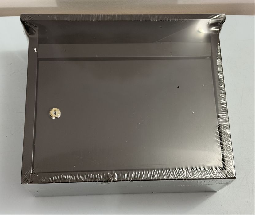 Cutie poștală metalică