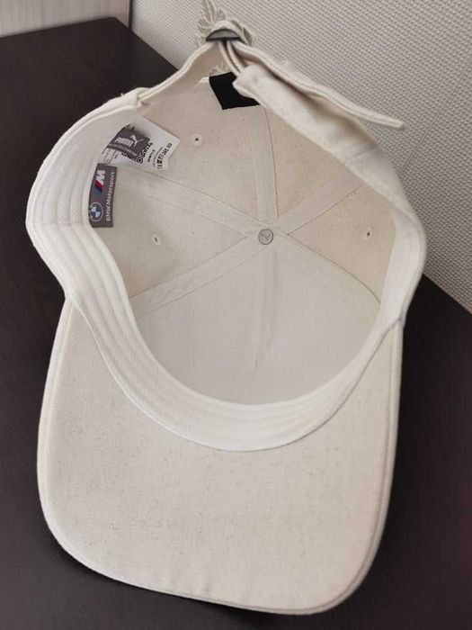 Спортна шапка с козирка на "BMW"