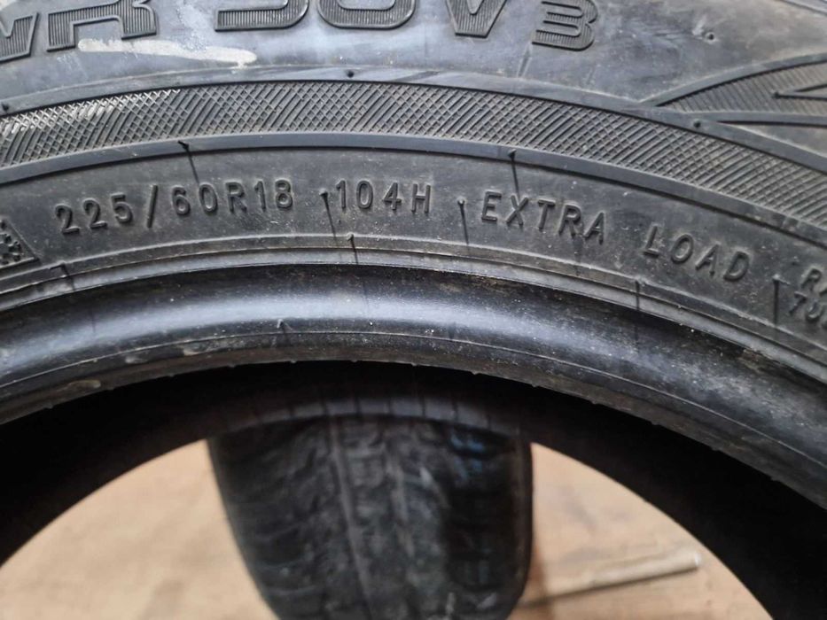 2 Nokian R18 225/50
зимни гуми
DOT1717