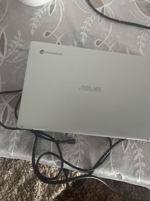 Chromebook asus cxcna1100 doar predare pers!!
