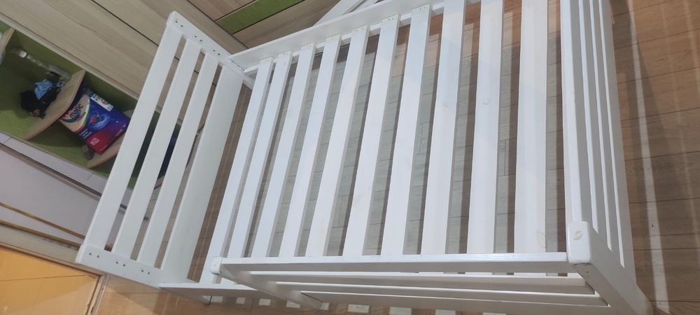 Детская кровать  белый