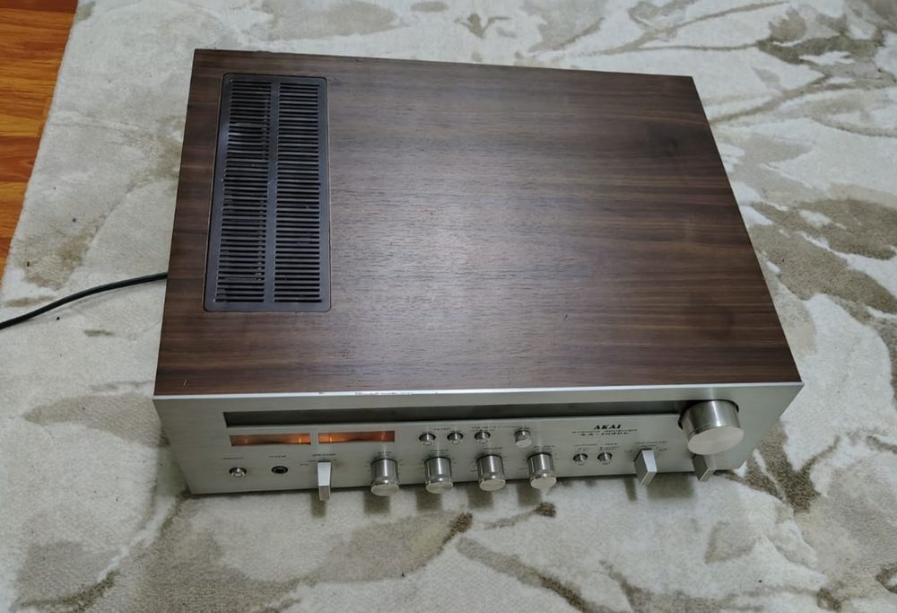 Amplituner Akai AA 1030L
