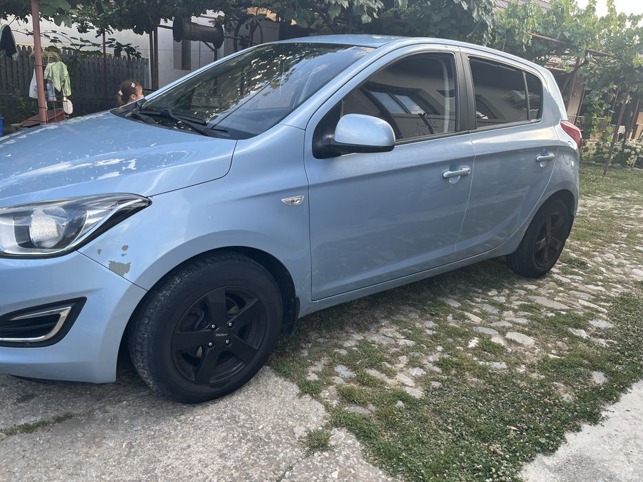 Hyundai i 20.