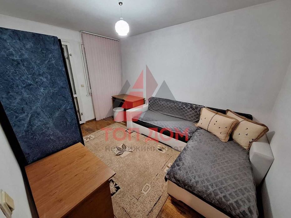 Дава се под наем Тристаен апартамент в Варна, Център - 70 кв.м за 484.5 € - Снимка #4