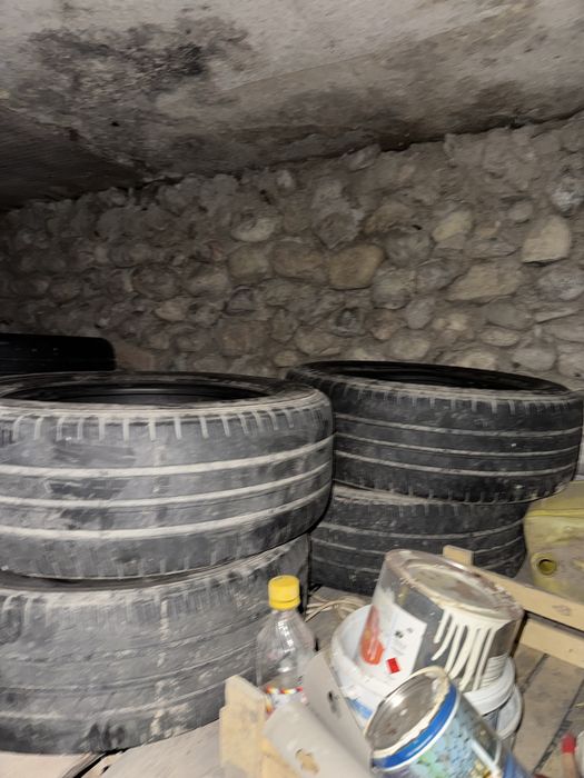 Продам летние резины Dunlop 215/60/16