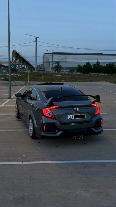 Honda Civic X 1.5 Turbo CVT