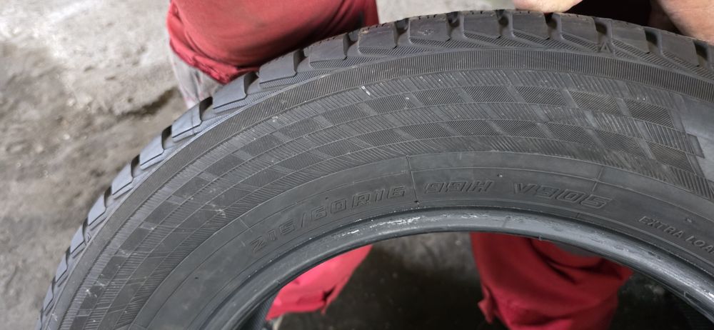 Гуми 4бр 215/60/16 - 1бр  - 149лв