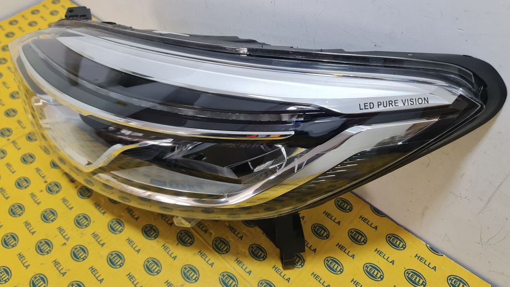 Phare Avant Full LED Pour Renault Captur - Référence 260606152R - Occasion