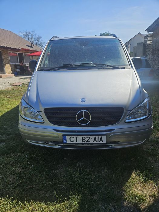 Vând Mercedes Vito