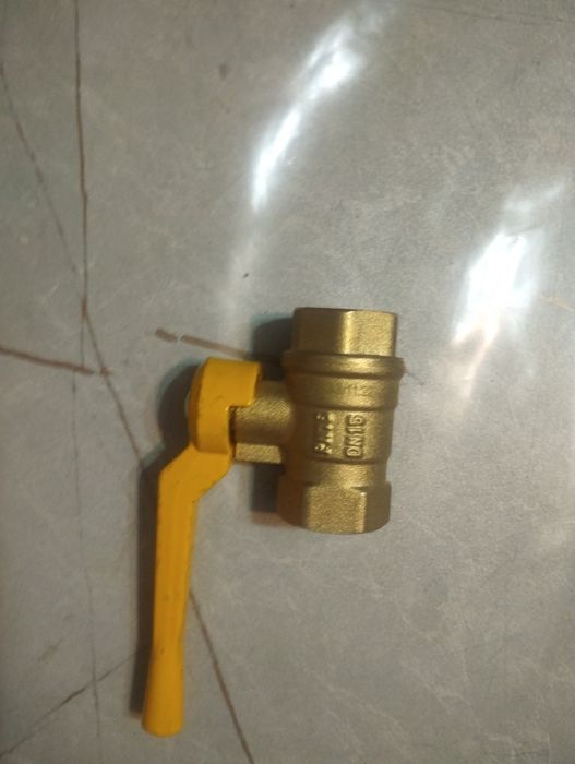 Продам кран шаровый