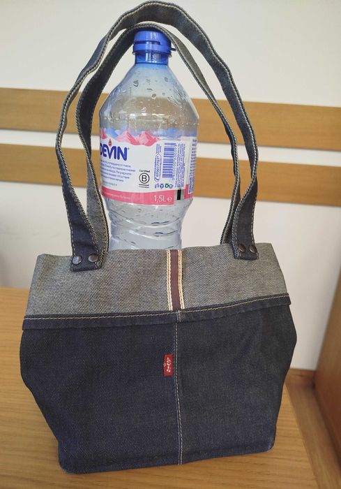 Чанта Levi's от деним с двойни презрамки – тип тоут