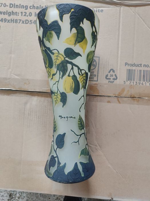Vase din sticla Gale