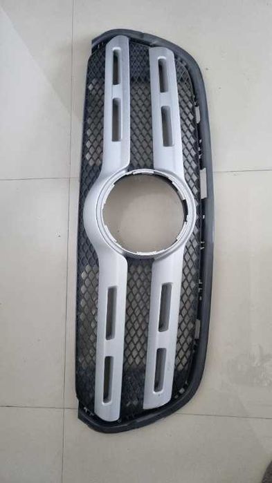 Grila radiator bara fata mercedes e w213 c w205 glc x253