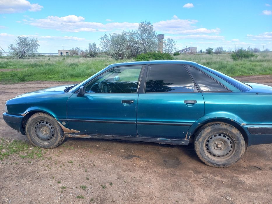 Продам Ауди 80 б4