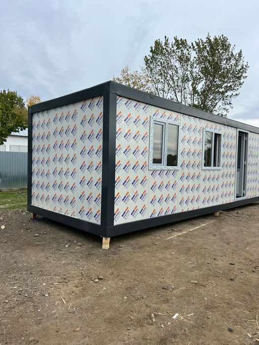 Vând container modular 6 * 2,40