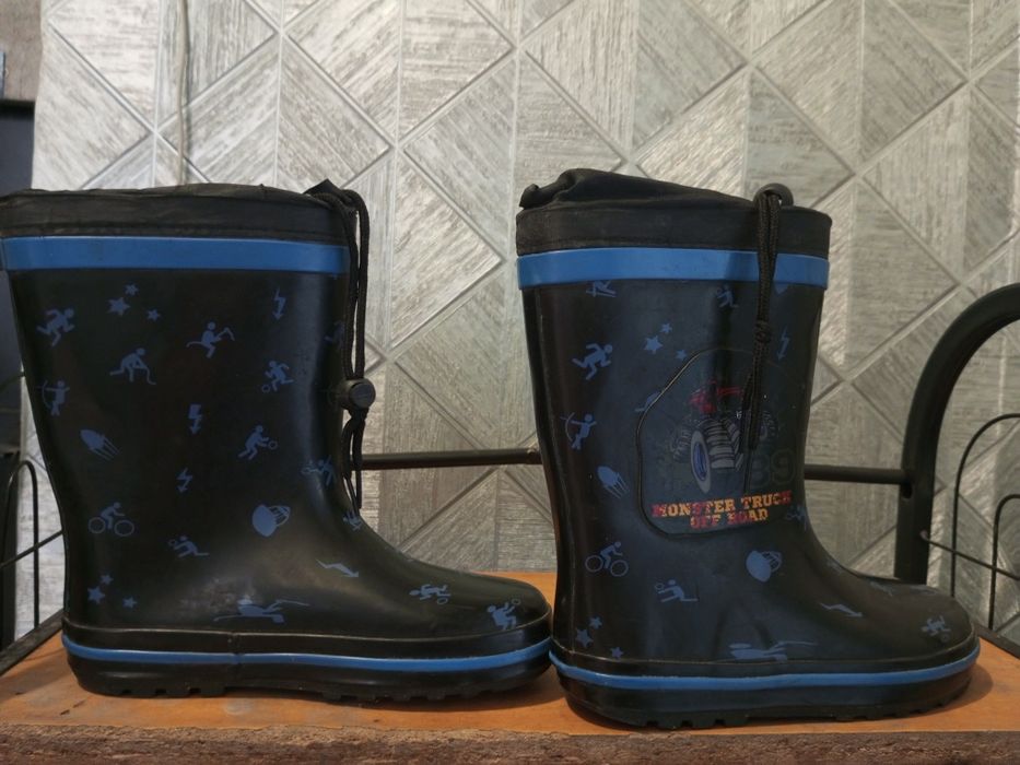 Обувь детская разная