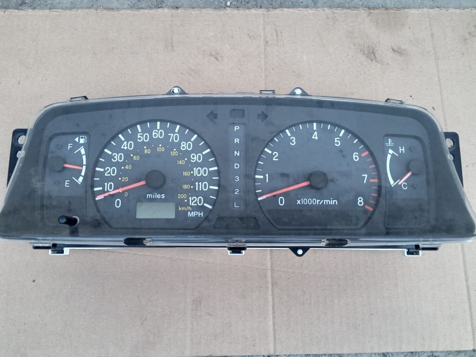 Щиток приборов Montero Sport