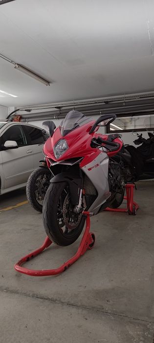 MV Agusta F3 800