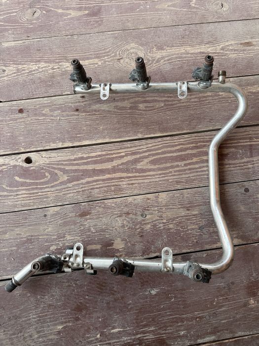 Форсунка привозной  на мерседес 210