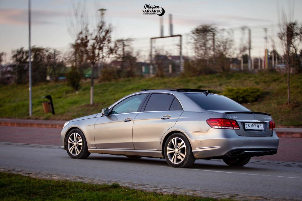 Mercedes Benz E300 Facelift Bluetec Hybrid Exclusive (Elegance)