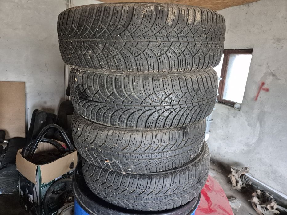 Vind cauciucuri,si jante auto cu cauciucuri