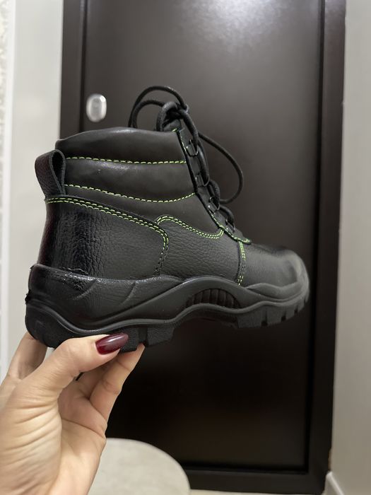 Ботинки мужские