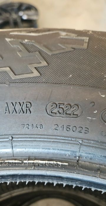 235/60/17цола.Continental