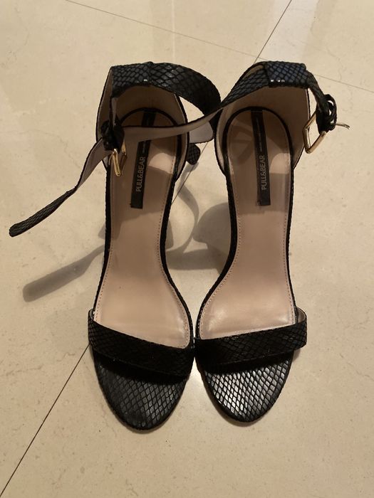 Sandale stradivarius marimea 39