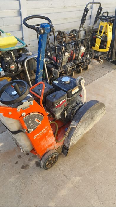 Inchiriez trencher, masina sapat santuri