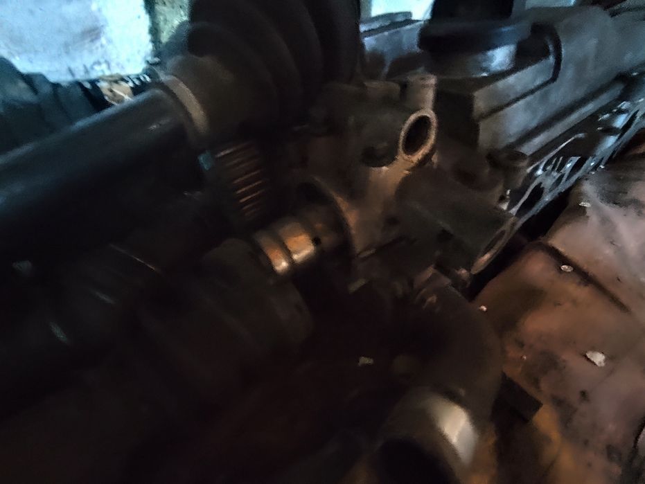 Продам запчасти на 2 jz